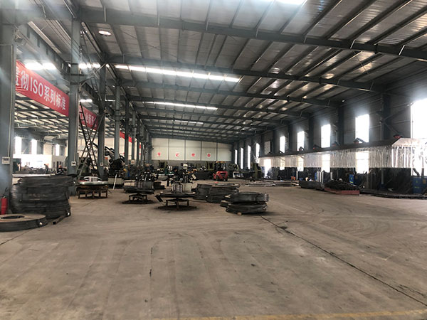 1610950290070040981.jpg 沖孔板-車間.jpg