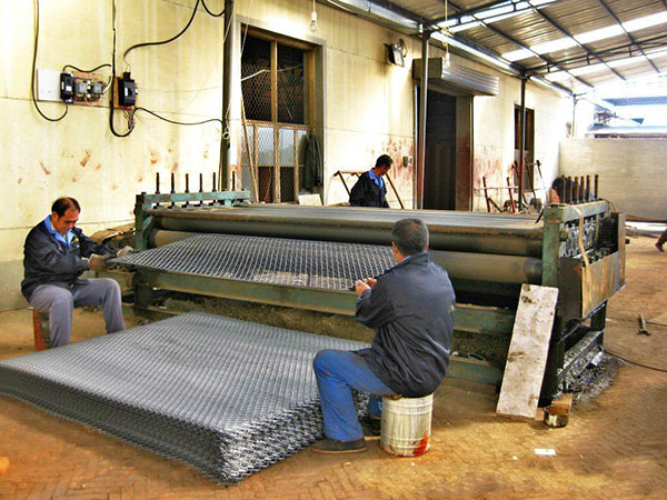 1610950406654063254.jpg 鋼板網(wǎng)-案例.jpg